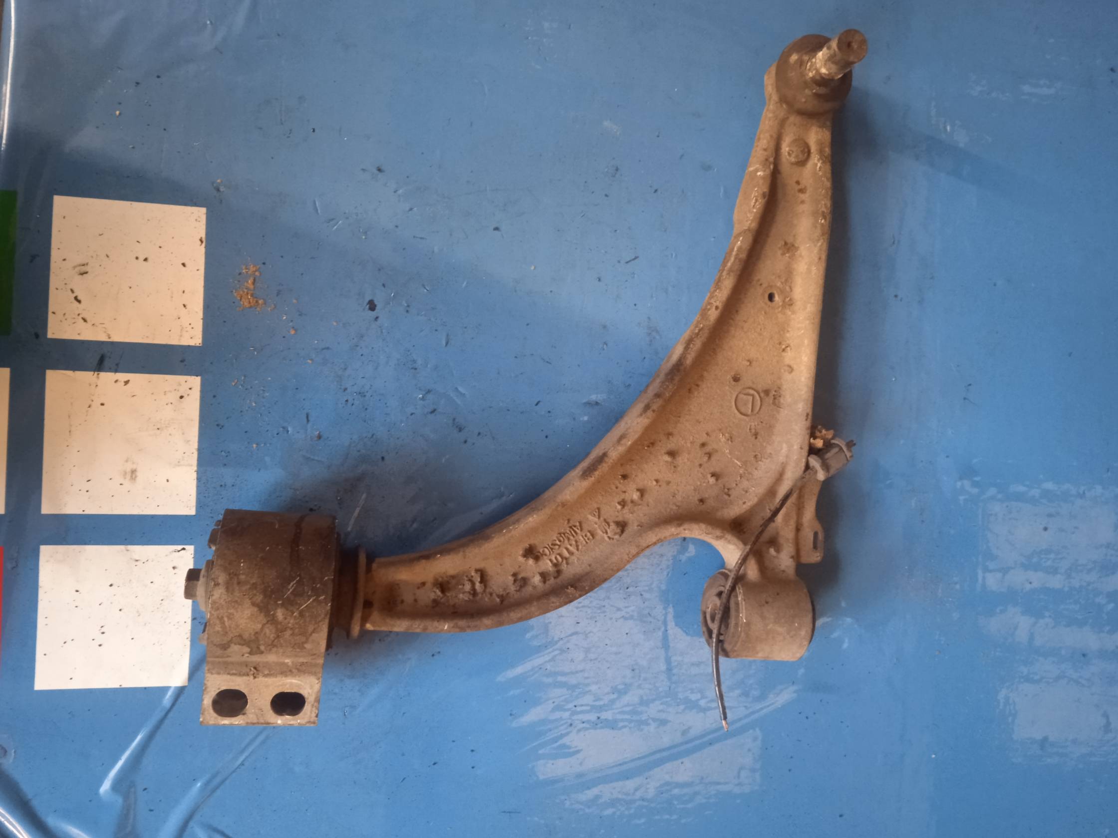 Braccio oscillante sosp. ant. sx.